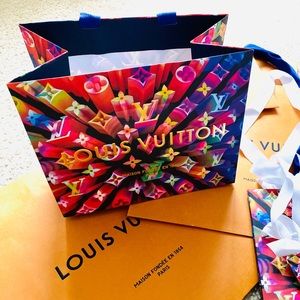 Louis Vuitton Holiday Gift Bag